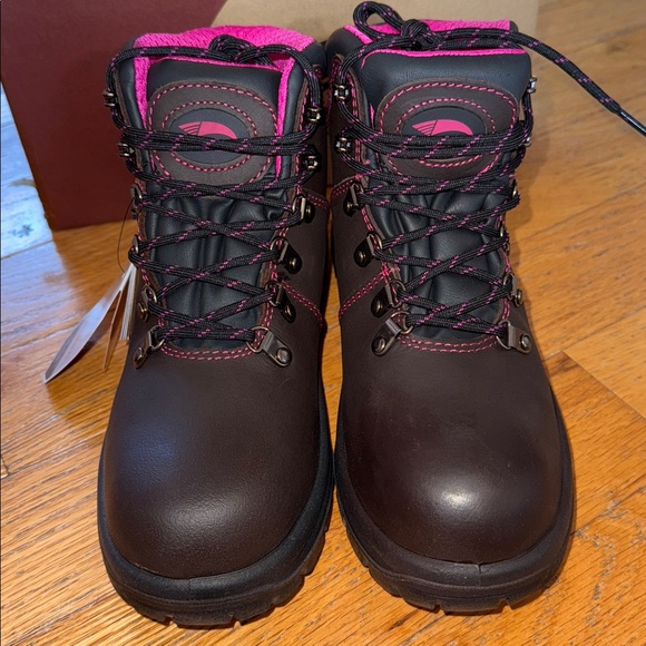 NEW Avenger Women's Boots size 7WIDE - Picture 2 of 8